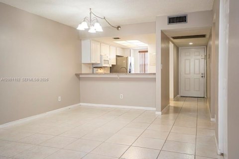 Copropriété à louer à Delray Beach, Floride: 2 chambres, 94.2 m2 № 2076581 - photo 18