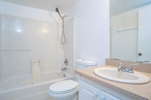 Copropriété à louer à Delray Beach, Floride: 2 chambres, 94.2 m2 № 2076581 - photo 11