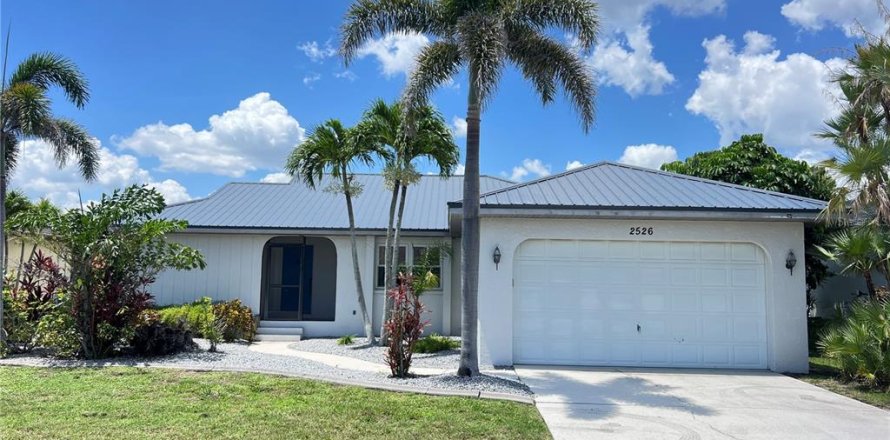 Casa en Punta Gorda, Florida 3 dormitorios, 137.03 m2 № 1789208
