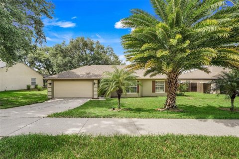 House in Groveland, Florida 3 bedrooms, 122.82 sq.m. № 1817467 - photo 1