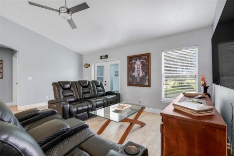 House in Groveland, Florida 3 bedrooms, 122.82 sq.m. № 1817467 - photo 16