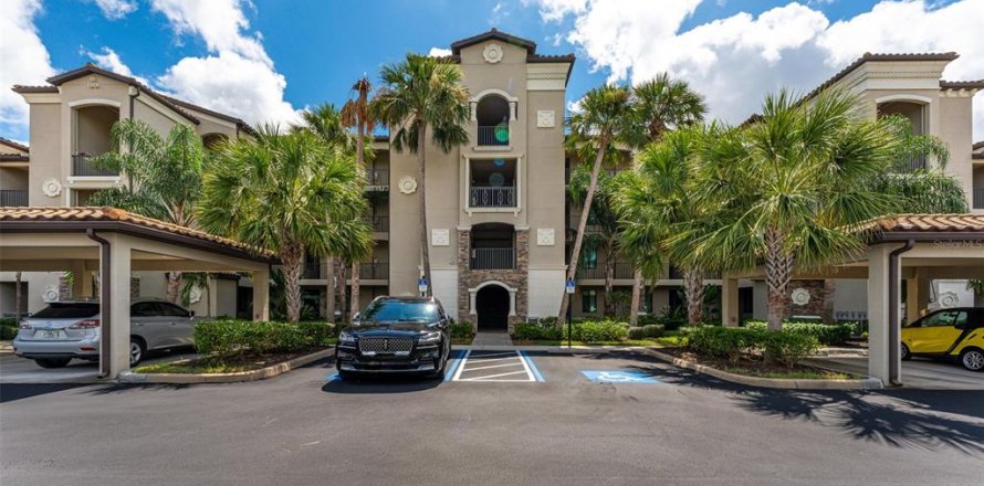 Condo in Bradenton, Florida, 2 bedrooms in LAKEWOOD NATIONAL № 744648