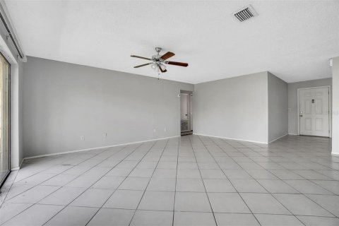 Villa ou maison à vendre à Orlando, Floride: 3 chambres, 138.8 m2 № 2142079 - photo 5