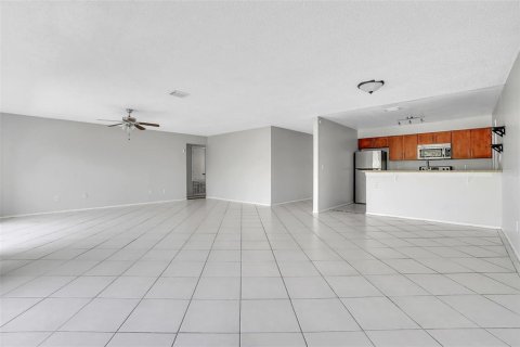Villa ou maison à vendre à Orlando, Floride: 3 chambres, 138.8 m2 № 2142079 - photo 12