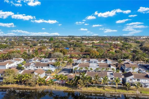 Copropriété à vendre à Hialeah, Floride: 2 chambres, 94.76 m2 № 2031261 - photo 20