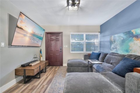 Copropriété à vendre à Hialeah, Floride: 2 chambres, 94.76 m2 № 2031261 - photo 3