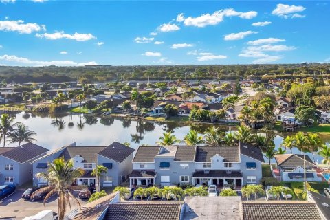 Copropriété à vendre à Hialeah, Floride: 2 chambres, 94.76 m2 № 2031261 - photo 19