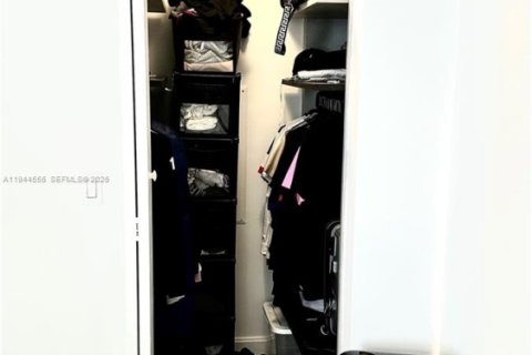 Copropriété à louer à Miami, Floride: 1 chambre, 56.58 m2 № 2001084 - photo 8