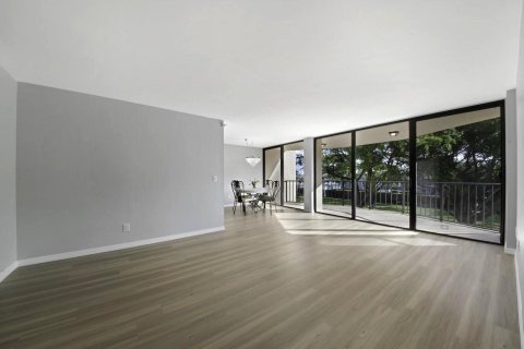 Condominio en venta en Boca Raton, Florida, 1 dormitorio, 92.72 m2 № 2146036 - foto 2