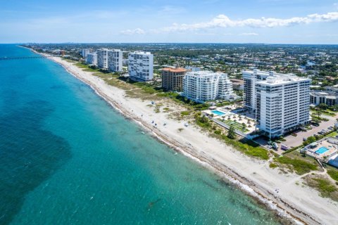 Condo in Boca Raton, Florida, 2 bedrooms  № 1098931 - photo 1