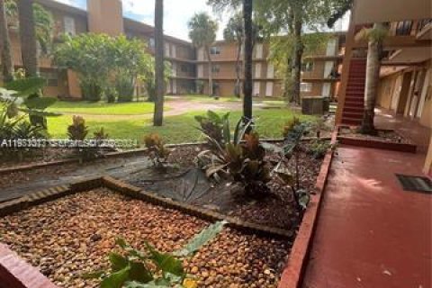 Снять в аренду квартиру в Хайалиа, Флорида 1 спальня, 54.16м2, № 2038736 - фото 10