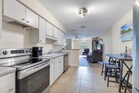 House in Bradenton, Florida 2 bedrooms, 96.99 sq.m. № 1835481 - photo 9