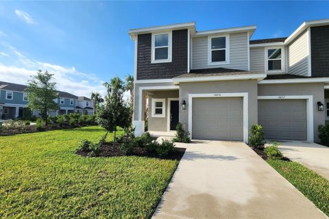 Townhouse in Lakewood Ranch, Florida 3 bedrooms, 144.28 sq.m. № 2259233