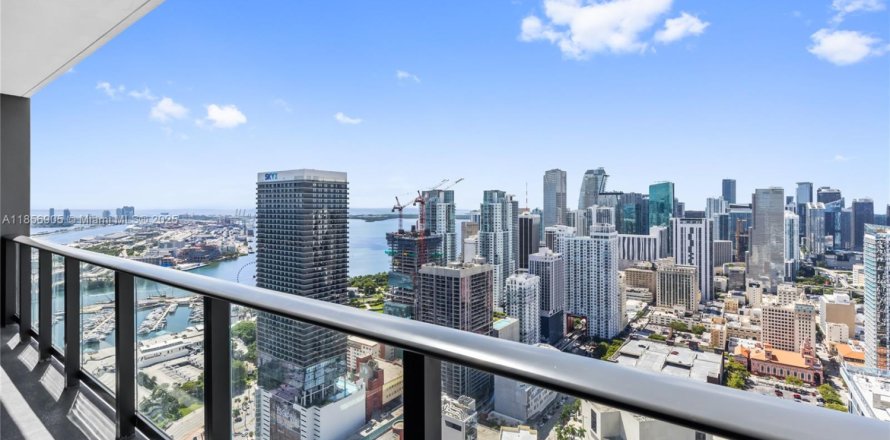 Condo in Miami, Florida, 1 bedroom № 1957754