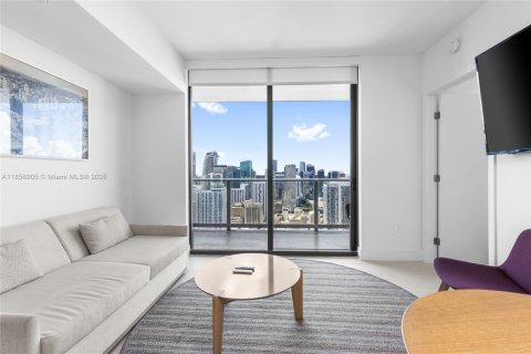 Condo in Miami, Florida, 1 bedroom № 1957754 - photo 3