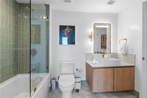 Condo in Miami, Florida, 1 bedroom № 1957754 - photo 15