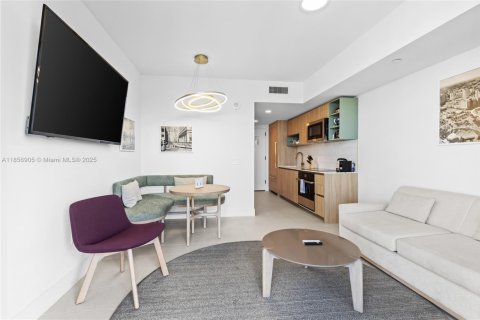 Condo in Miami, Florida, 1 bedroom № 1957754 - photo 23