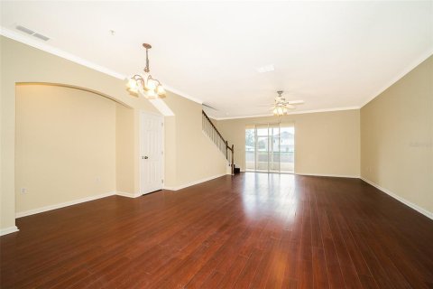 Townhouse in Orlando, Florida 3 bedrooms, 175.03 sq.m. № 2143491 - photo 24