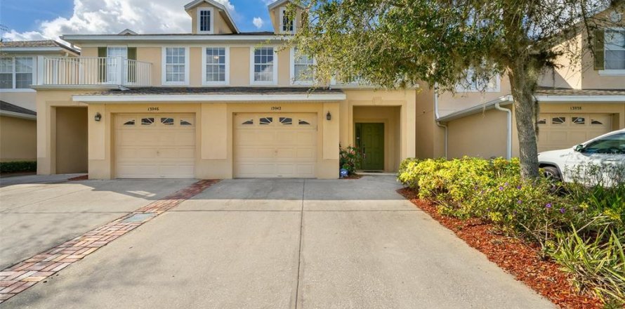 Townhouse in Orlando, Florida 3 bedrooms, 175.03 sq.m. № 2143491