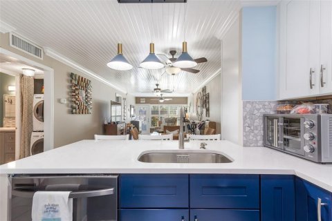 Casa en venta en Clearwater, Florida, 2 dormitorios, 82.31 m2 № 1778614 - foto 6
