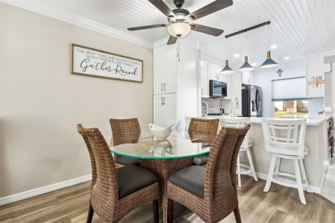 Casa en venta en Clearwater, Florida, 2 dormitorios, 82.31 m2 № 1778614 - foto 7