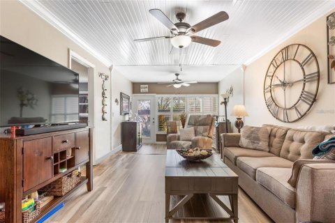Casa en venta en Clearwater, Florida, 2 dormitorios, 82.31 m2 № 1778614 - foto 8