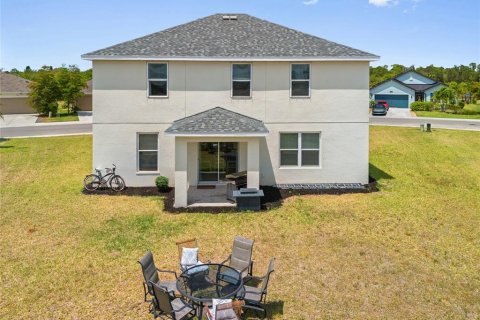 House in Lehigh Acres, Florida 4 bedrooms, 229.47 sq.m. № 1679778 - photo 28