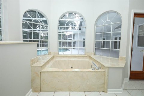 Villa ou maison à vendre à Oviedo, Floride: 4 chambres, 238.67 m2 № 2266252 - photo 27