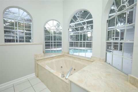 Villa ou maison à vendre à Oviedo, Floride: 4 chambres, 238.67 m2 № 2266252 - photo 28