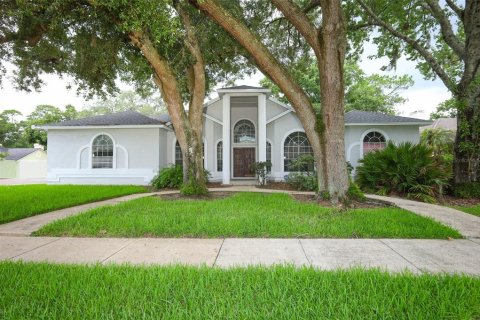 House in Oviedo, Florida 4 bedrooms, 238.67 sq.m. № 2266252