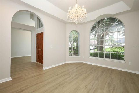 Villa ou maison à vendre à Oviedo, Floride: 4 chambres, 238.67 m2 № 2266252 - photo 10