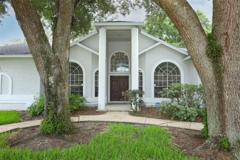 Villa ou maison à vendre à Oviedo, Floride: 4 chambres, 238.67 m2 № 2266252 - photo 3