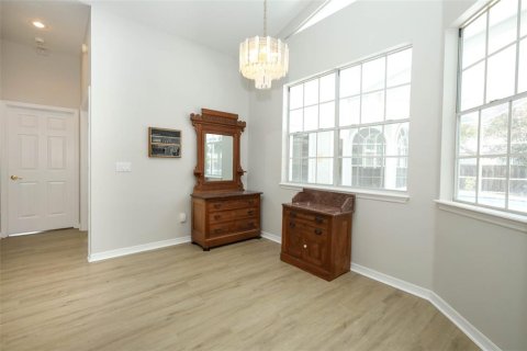 Villa ou maison à vendre à Oviedo, Floride: 4 chambres, 238.67 m2 № 2266252 - photo 17