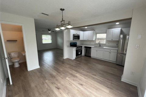 Villa ou maison à vendre à Bradenton, Floride: 4 chambres, 140.65 m2 № 1856603 - photo 6