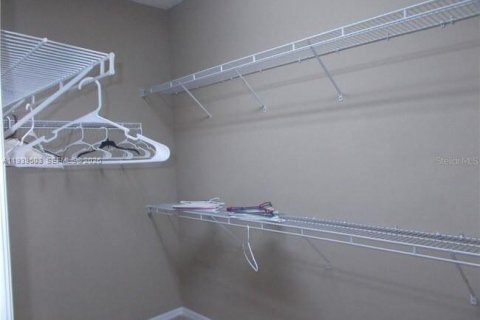 Casa en alquiler en Davenport, Florida, 5 dormitorios № 2009020 - foto 16