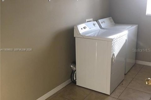 Casa en alquiler en Davenport, Florida, 5 dormitorios № 2009020 - foto 17