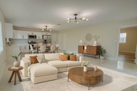 House in West Park, Florida 5 bedrooms, 187.85 sq.m. № 1953269 - photo 8