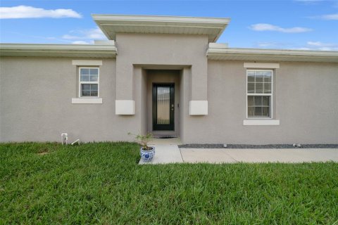 Villa ou maison à vendre à Land O' Lakes, Floride: 3 chambres, 142.33 m2 № 1734805 - photo 4