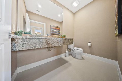 Adosado en venta en Kissimmee, Florida, 4 dormitorios, 222.59 m2 № 2204497 - foto 22