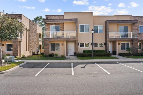 Townhouse in Kissimmee, Florida 4 bedrooms, 222.59 sq.m. № 2204497