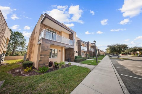 Adosado en venta en Kissimmee, Florida, 4 dormitorios, 222.59 m2 № 2204497 - foto 3