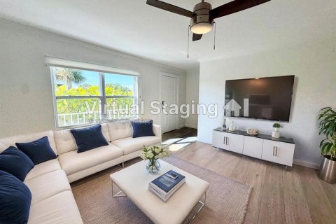 Touwnhouse à louer à Tampa, Floride: 3 chambres, 141.21 m2 № 2117216 - photo 4
