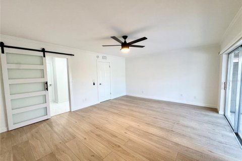 Touwnhouse à louer à Tampa, Floride: 3 chambres, 141.21 m2 № 2117216 - photo 20