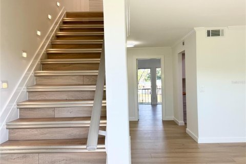 Touwnhouse à louer à Tampa, Floride: 3 chambres, 141.21 m2 № 2117216 - photo 7