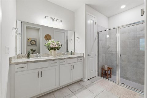 House in Apollo Beach, Florida 2 bedrooms, 144.37 sq.m. № 2223667 - photo 18
