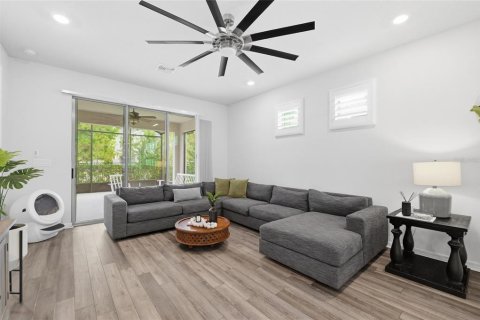 House in Apollo Beach, Florida 2 bedrooms, 144.37 sq.m. № 2223667 - photo 12