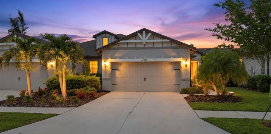 House in Apollo Beach, Florida 2 bedrooms, 144.37 sq.m. № 2223667