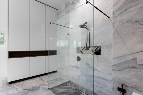 Casa en alquiler en Orlando, Florida, 3 dormitorios, 225.85 m2 № 2396713 - foto 28