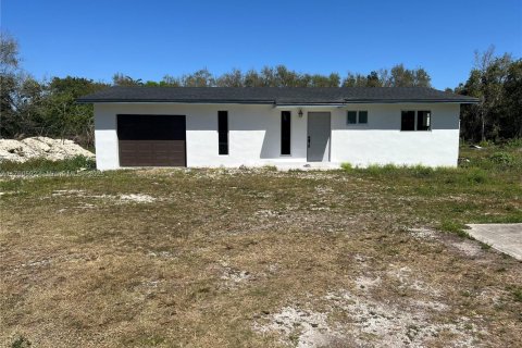 Casa en venta en Miami, Florida, 3 dormitorios, 91.04 m2 № 1985363 - foto 1