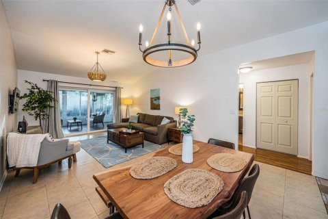House in Palm Harbor, Florida 3 bedrooms, 117.06 sq.m. № 1812778 - photo 8